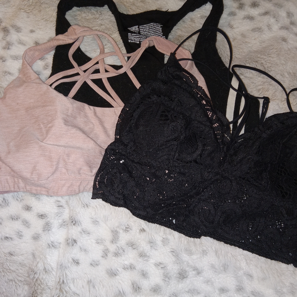 Victoria's Secret Black and Pink Sports Bras
